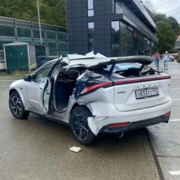 Житель Сочи Маргарян Артак Самвелович обращается за выплатой после полного уничтожения его авто Житель Сочи Маргарян Артак Самвелович обращается за выплатой после полного уничтожения его авто