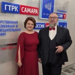 Эстрадно-фольклорная симфония двоих: Суховы о любви, памяти и доме
