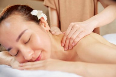 Lymphatic Massage for Supporting a Gentle Approach to Recovery